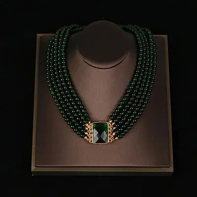 Collier Vintage Doré Double Abeille Cristal Vert Superposé