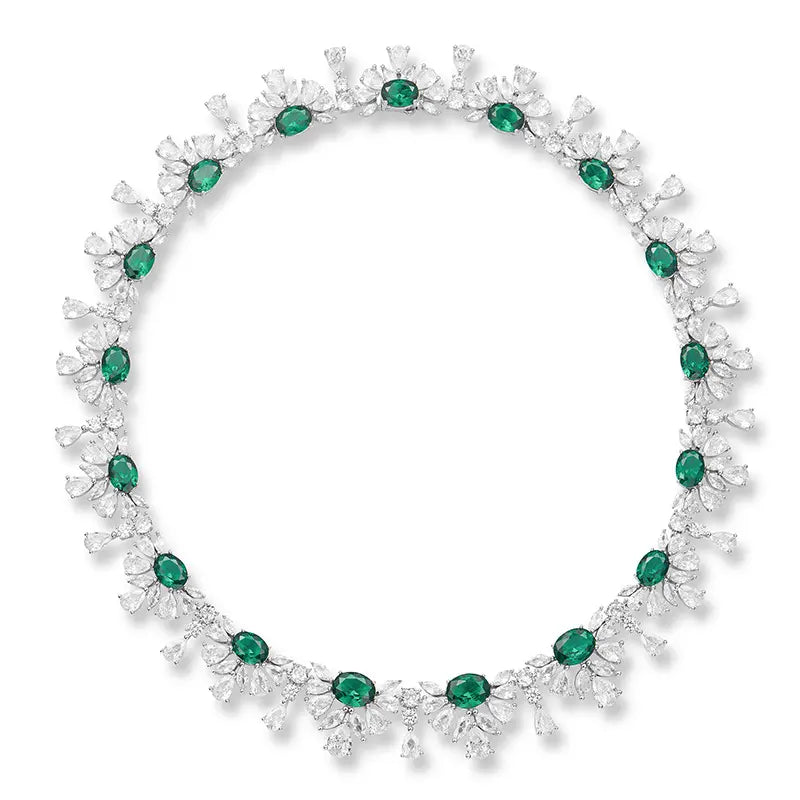 Collier en émail et pierres précieuses plaqué or