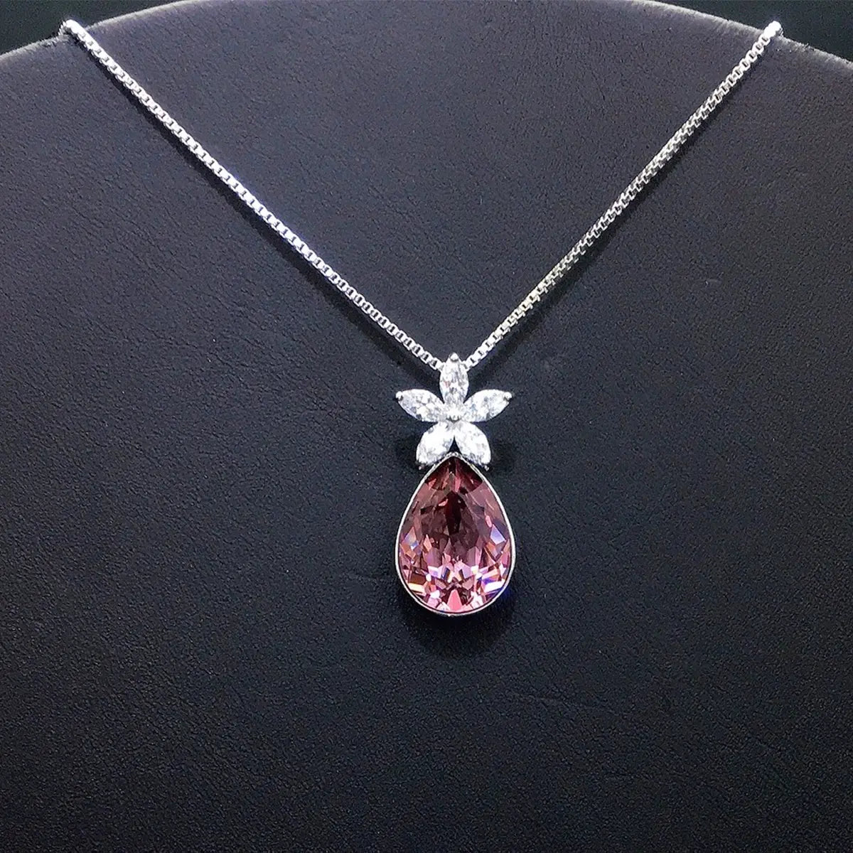 Pendentif Goutte d'Eau Fleur en Cristal Autrichien