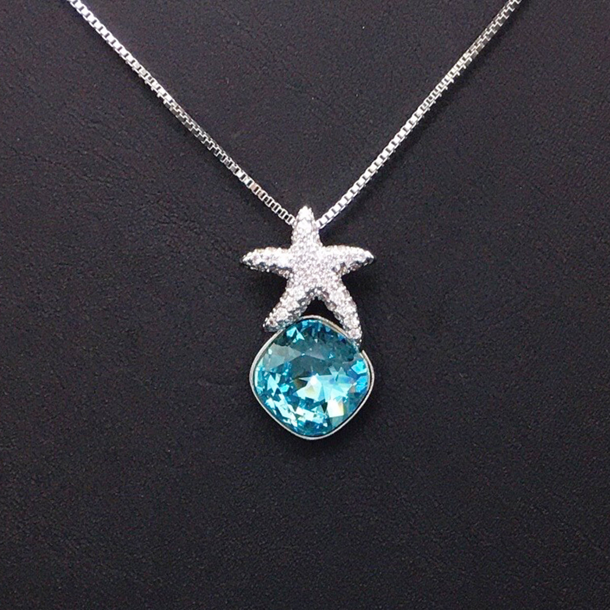 Fashionable starfish Austrian geometric crystal pendant
