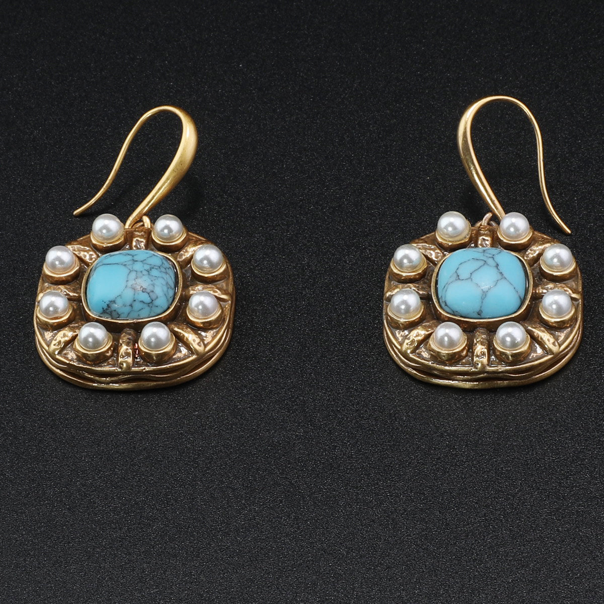 Vintage Turquoise Pearl Necklace and Earrings Set