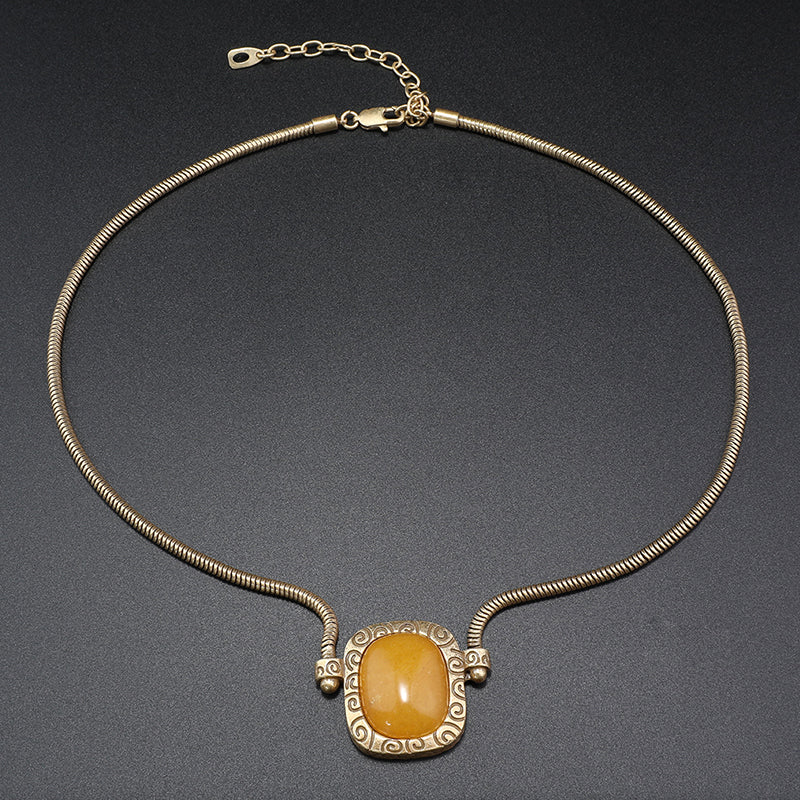 Chic Gold Jewelry Set with Intricate Yellow Stone Accents for Daily Elegance