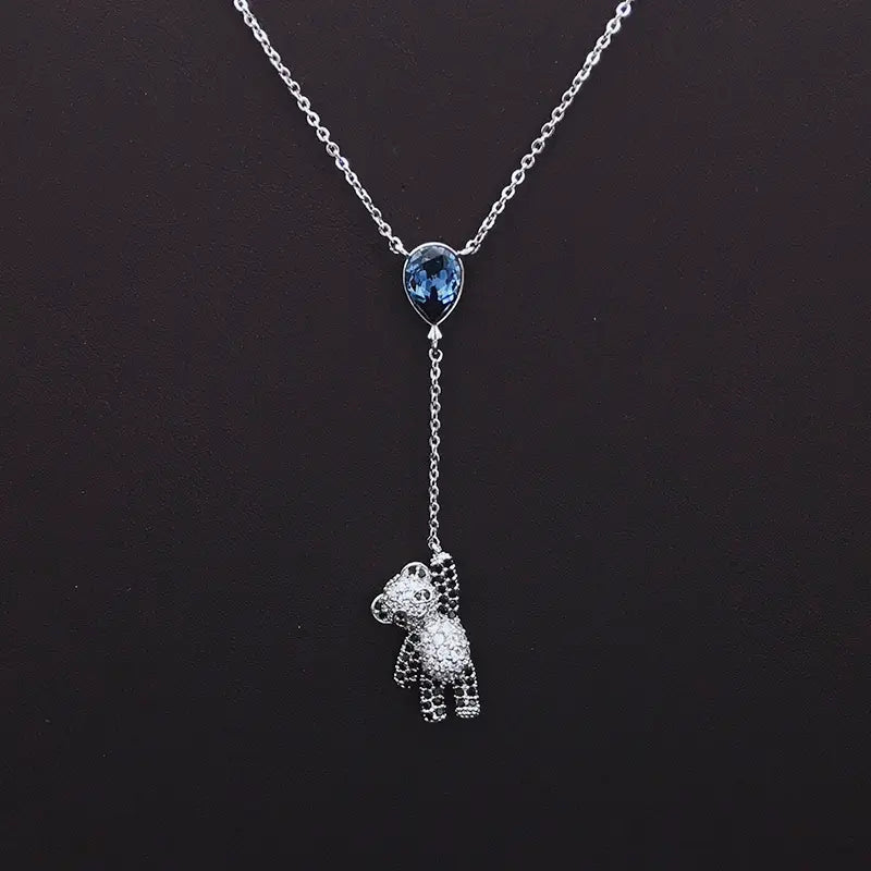 Collier cravate ourson étincelant en cristal bleu en forme de goutte pour un style quotidien mignon