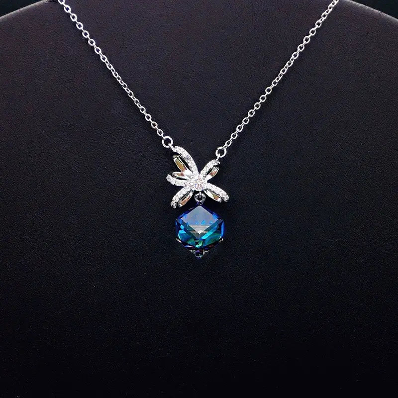 Bijoux scintillants en cristal argenté et bleu pour événements spéciaux
