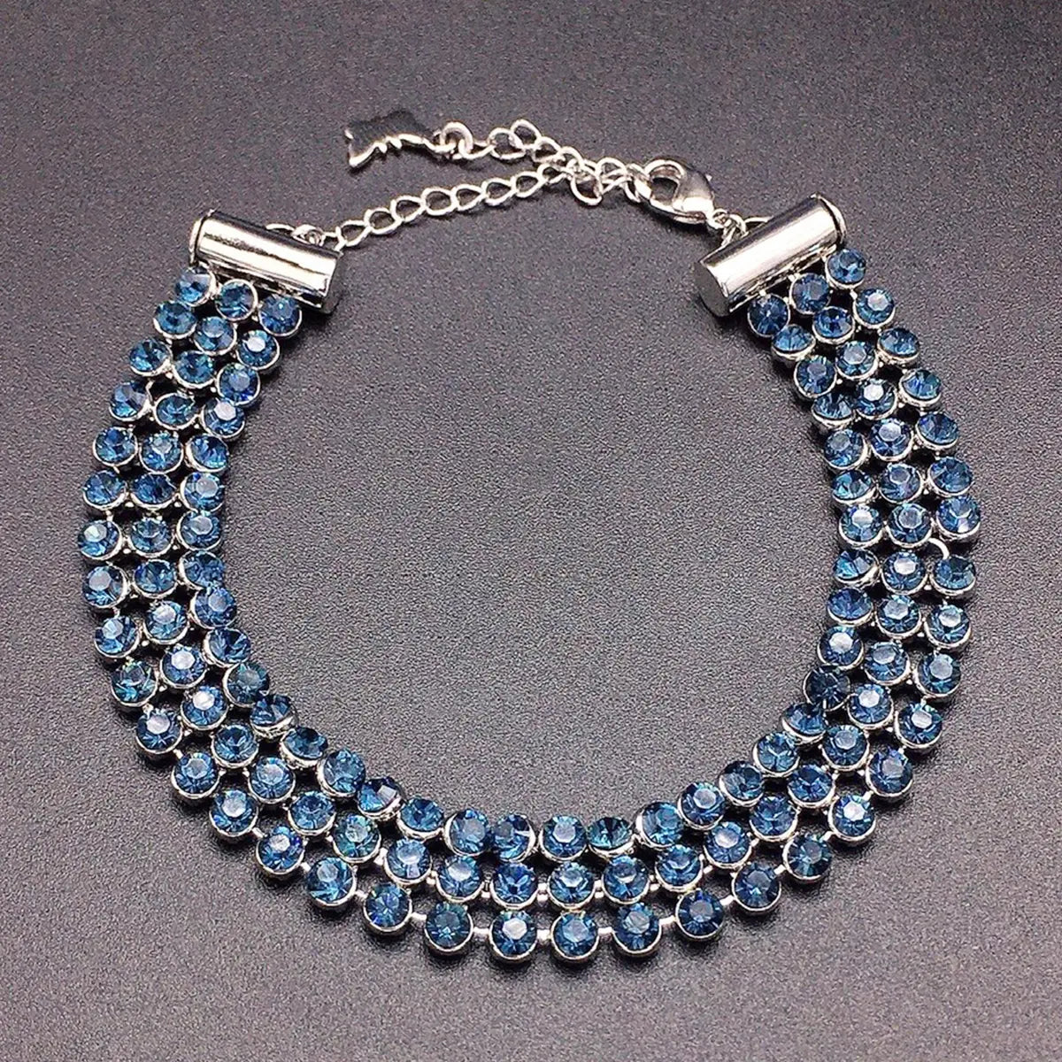 Bracelet à la mode en cristal bleu et diamants