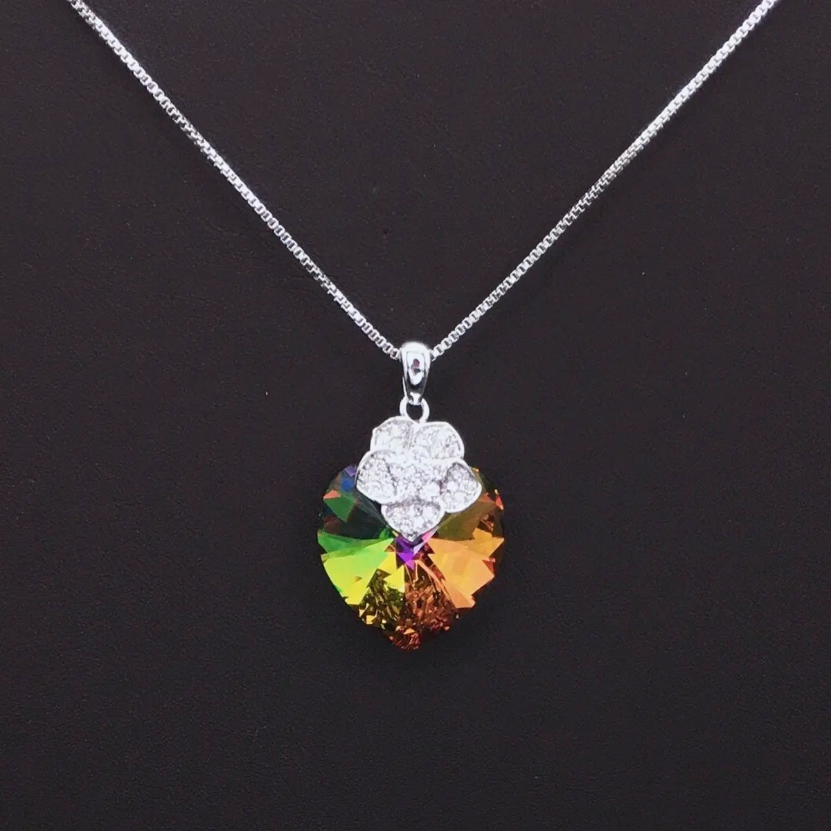 Pendentif Papillon Classique Amour en Cristal Violet