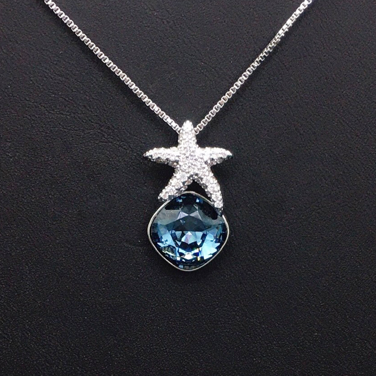 Fashionable starfish Austrian geometric crystal pendant