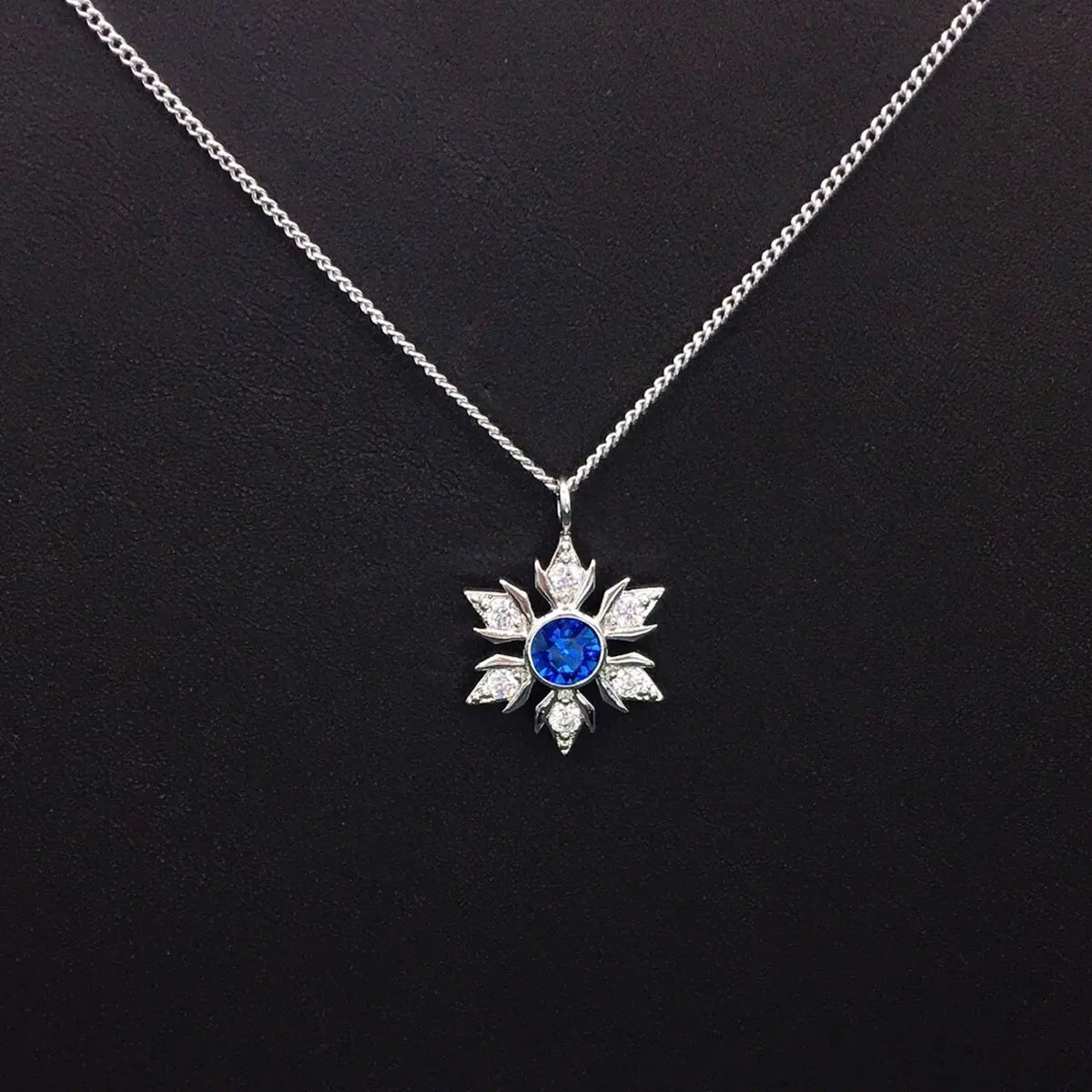 Pendentif Étoile Cristal Flocon de Neige Classique