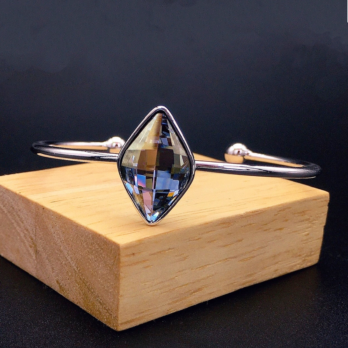 Luxurious Geometry Austrian Crystal Open Bracelet