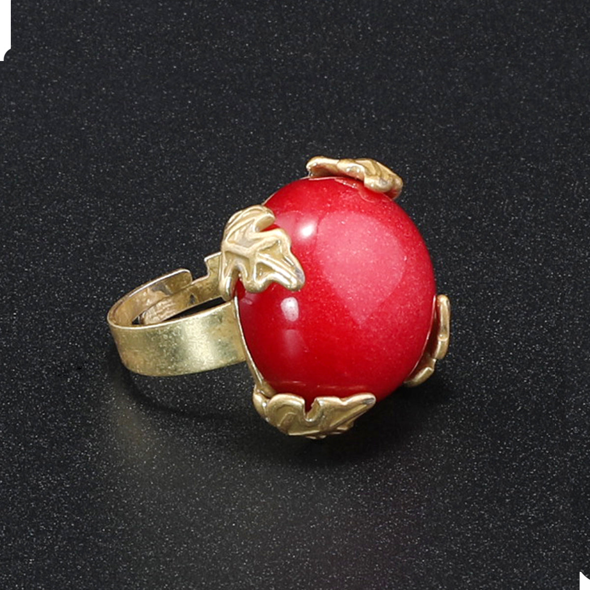 Fashionable gold-plated red agate necklace