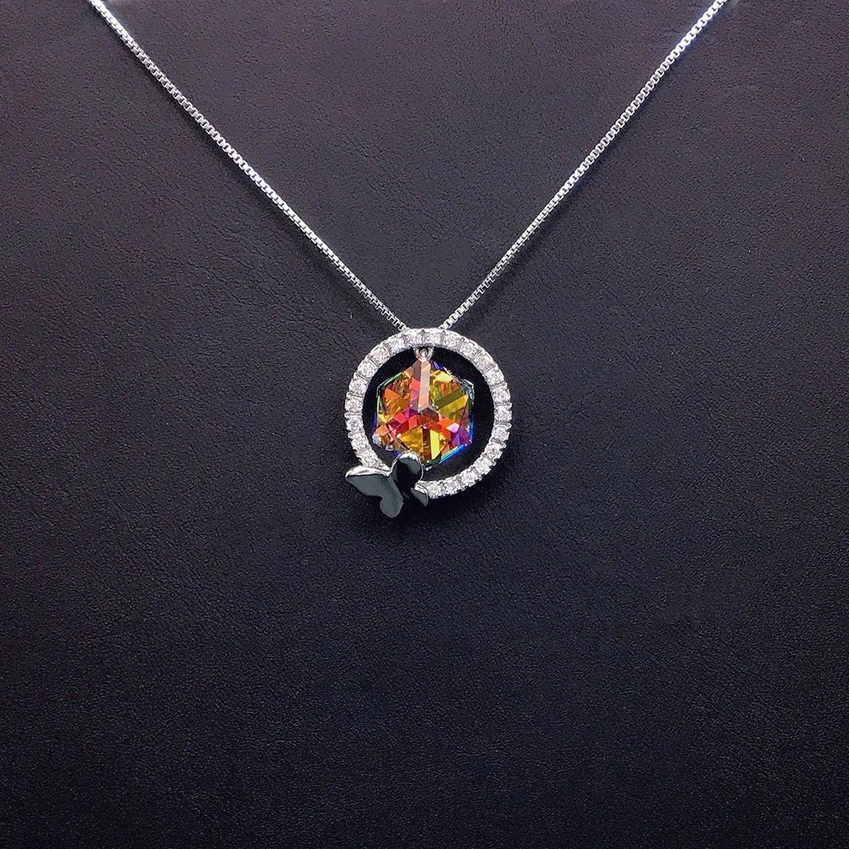 Collier Personnalisé Cristaux Sautillants et Tendance