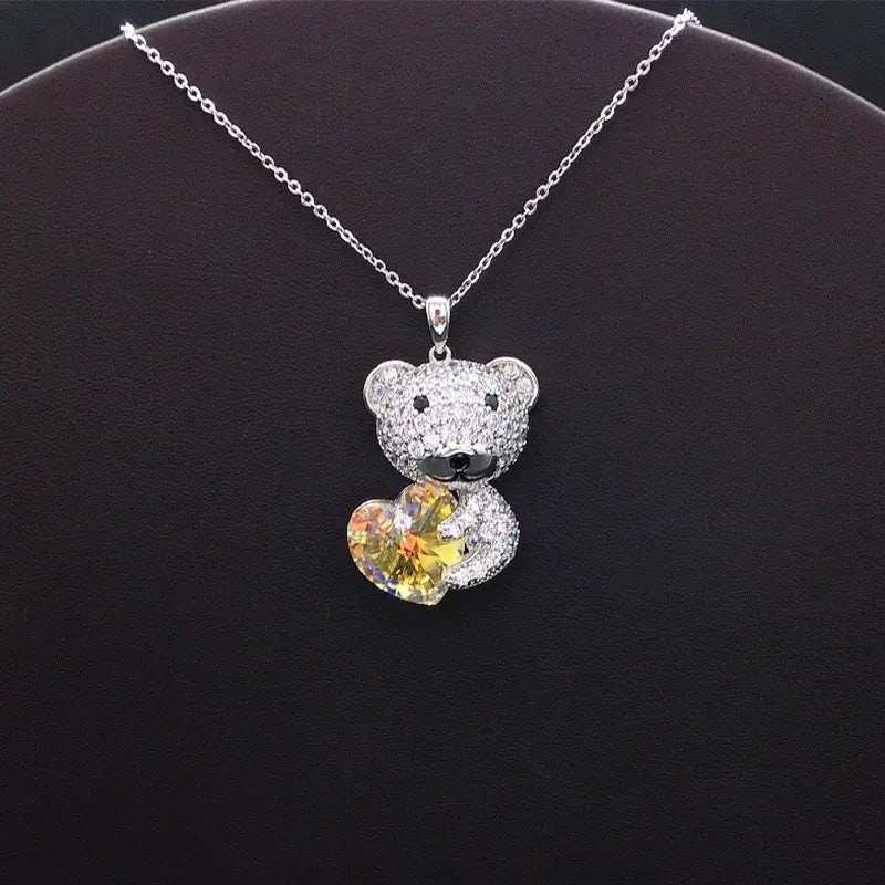 Élégant collier pendentif ourson en argent pour les sorties décontractées