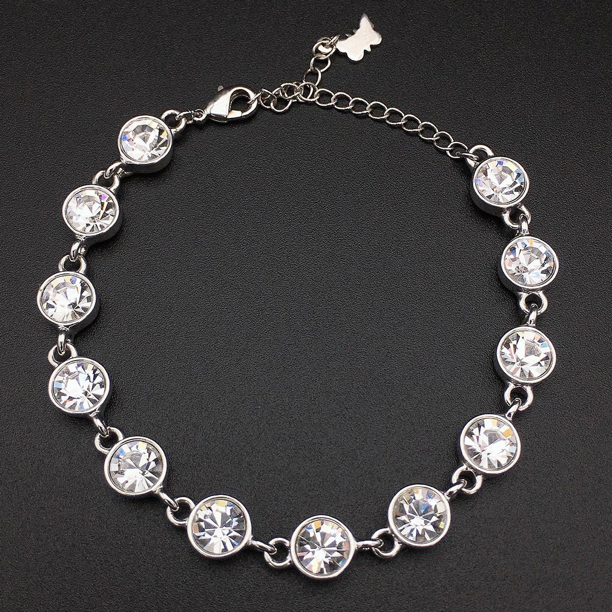 Luxurious Austrian Emerald Crystal Bracelet