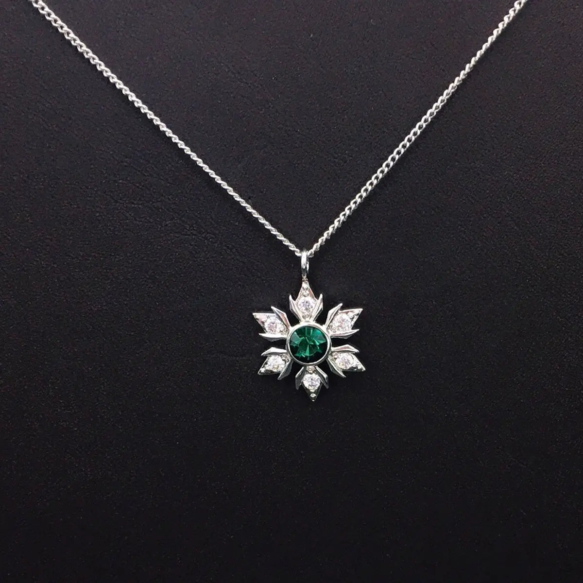 Pendentif Étoile Cristal Flocon de Neige Classique