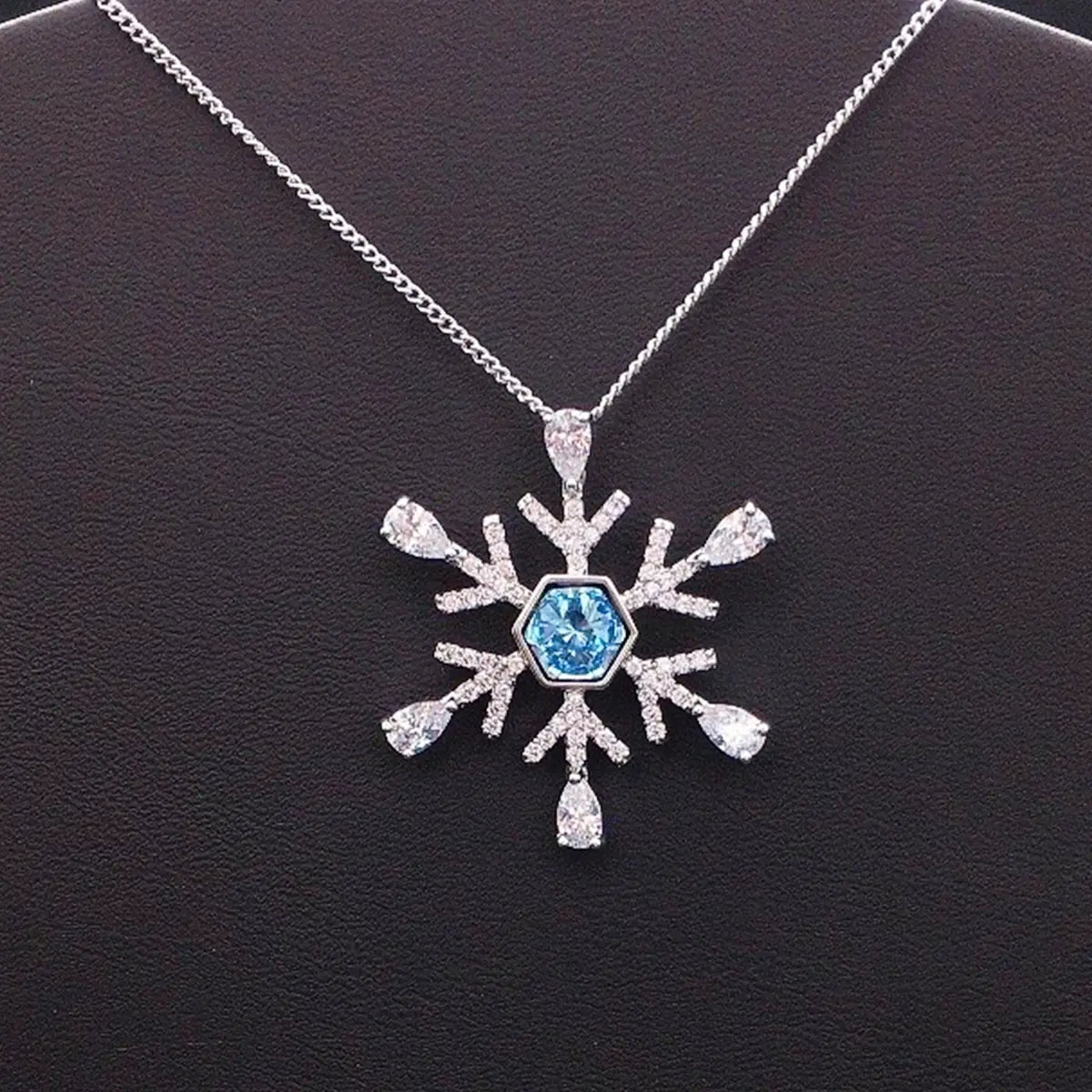 Pendentif flocon de neige en cristal, grand et tendance