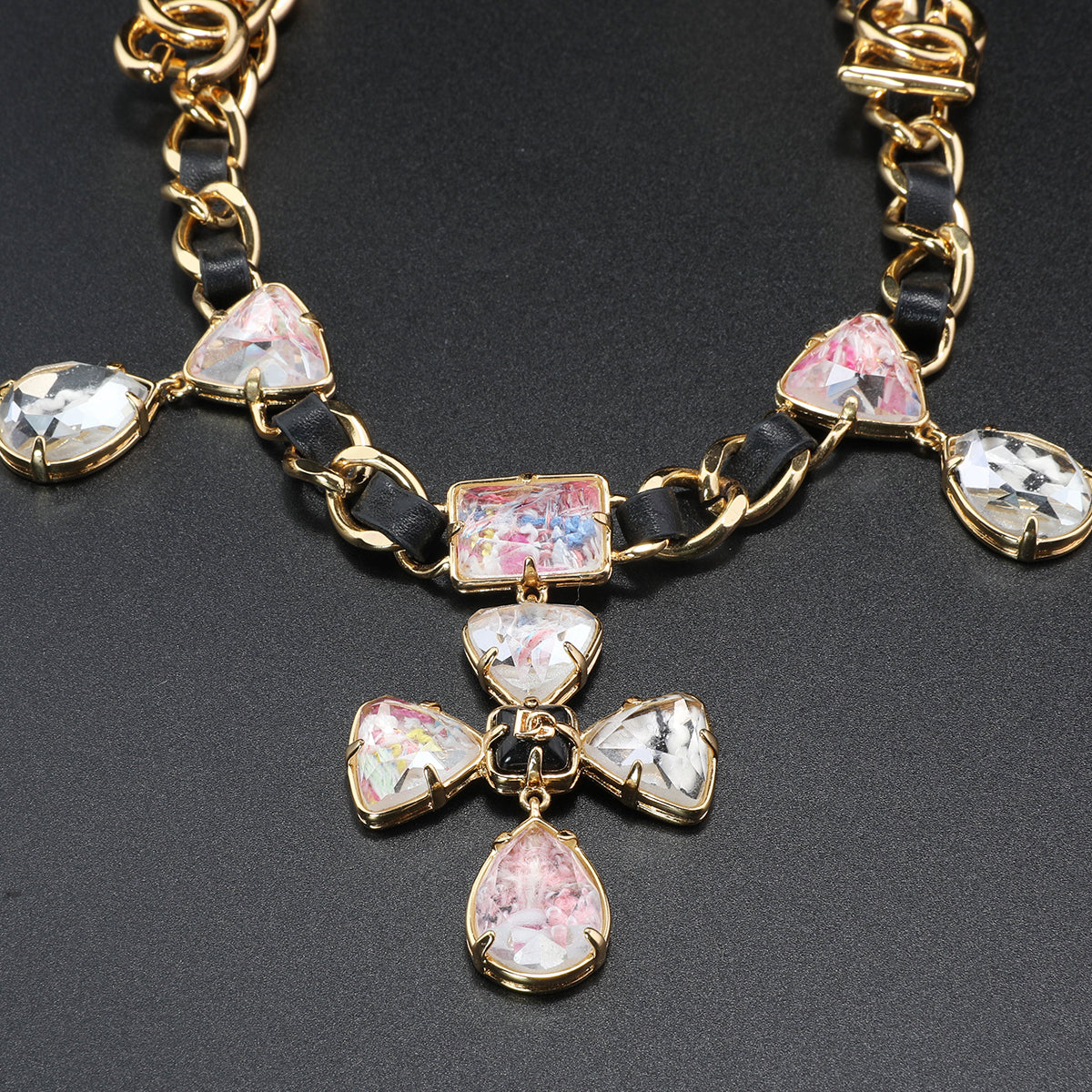 Fashionable pink gemstone personalized necklace