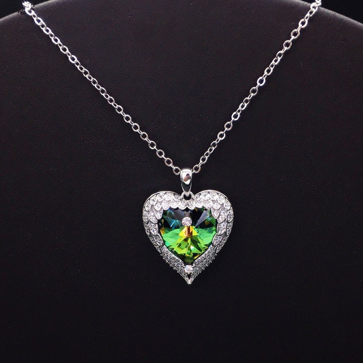 Fashion Love Crystal Diamond Pendant