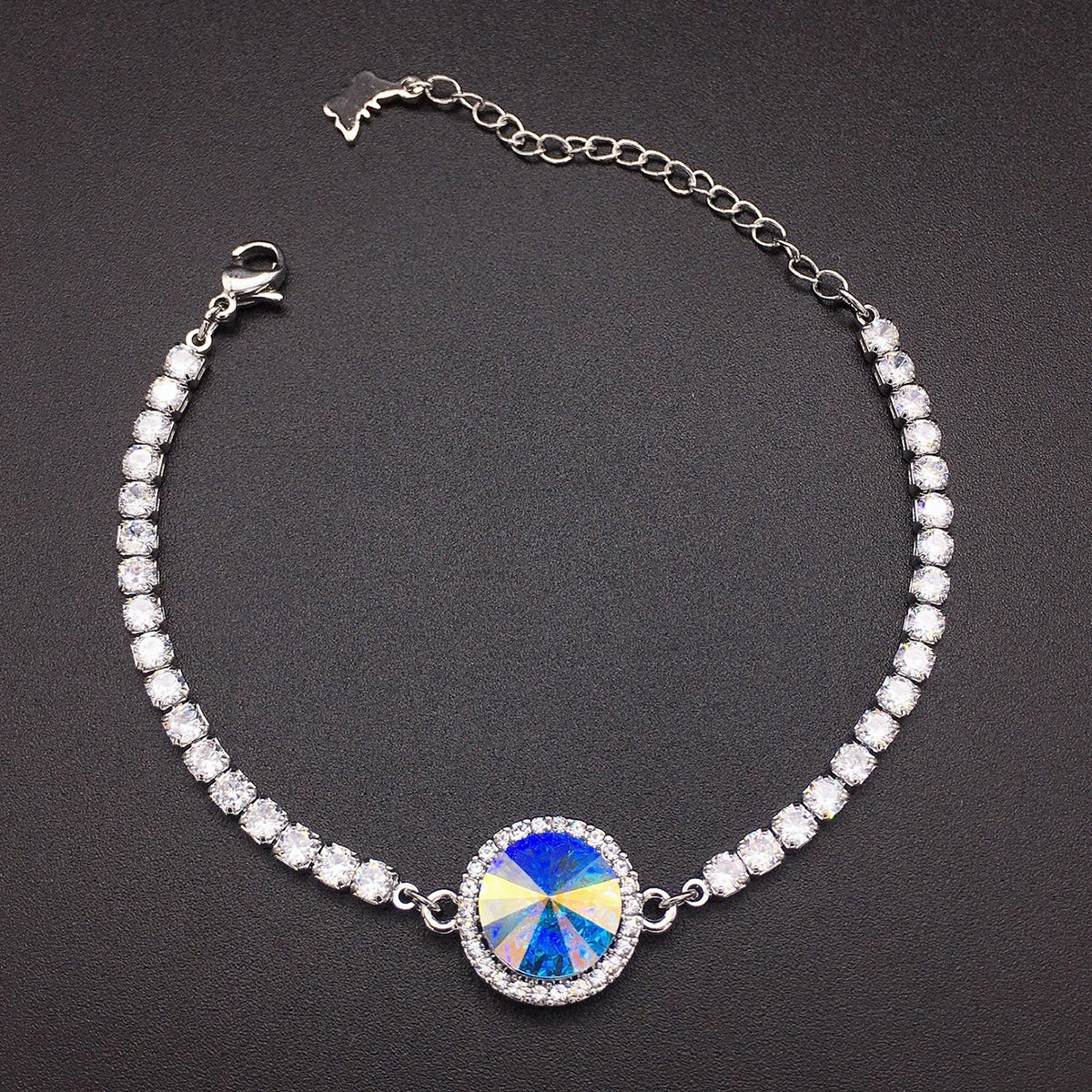 High end round crystal studded diamond bracelet