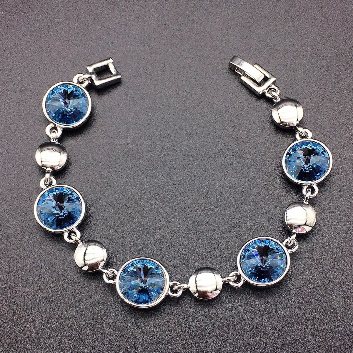Bracelet autrichien rond en cristal haut de gamme