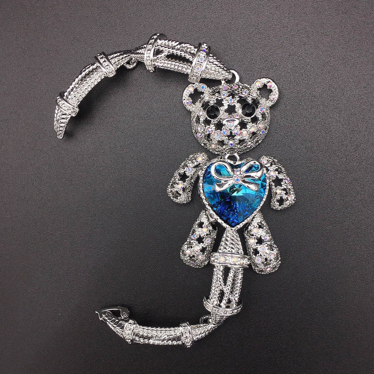 Fashionable diamond studded cute teddy bear bracelet