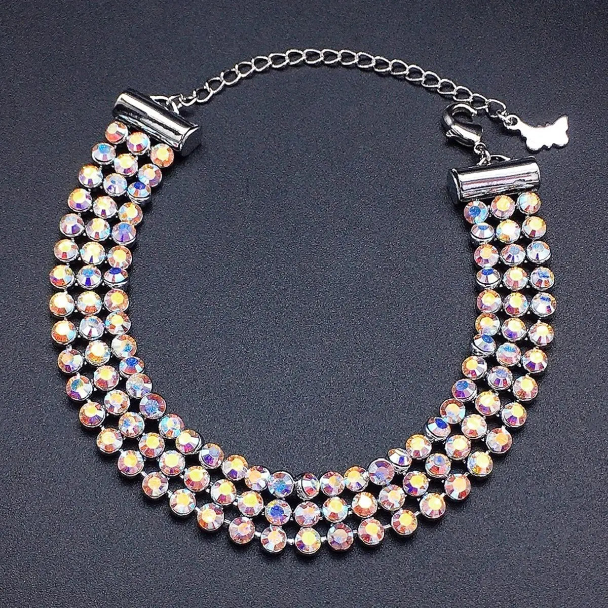 Bracelet à la mode en cristal bleu et diamants
