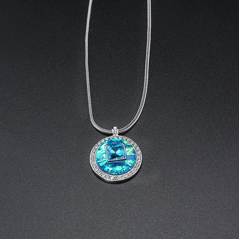 Fashionable Round Diamond Set Mother Sapphire Series