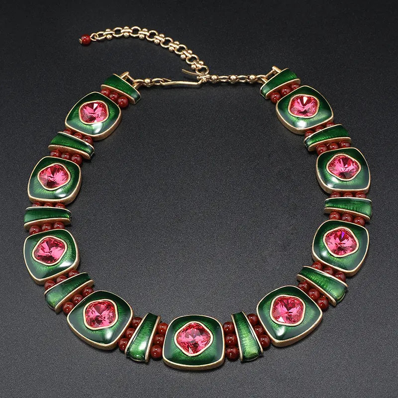 Vert Glamour - Parure de bijoux émaillés avec gemmes roses pour les soirées