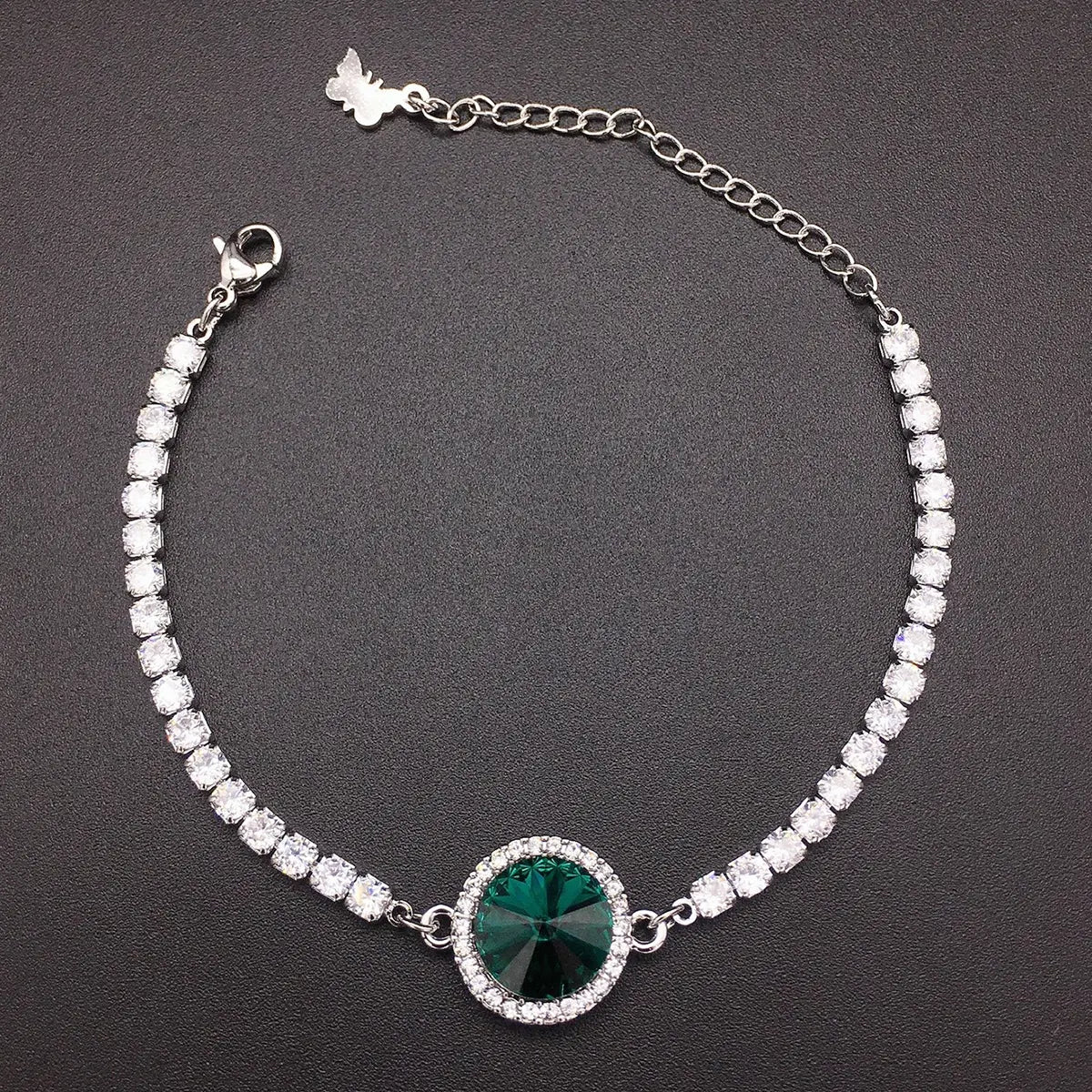 Bracelet haut de gamme rond incrusté de cristaux et de diamants