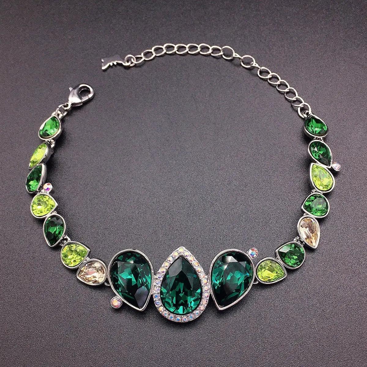 Bracelet de luxe autrichien en cristal en forme de goutte d'eau
