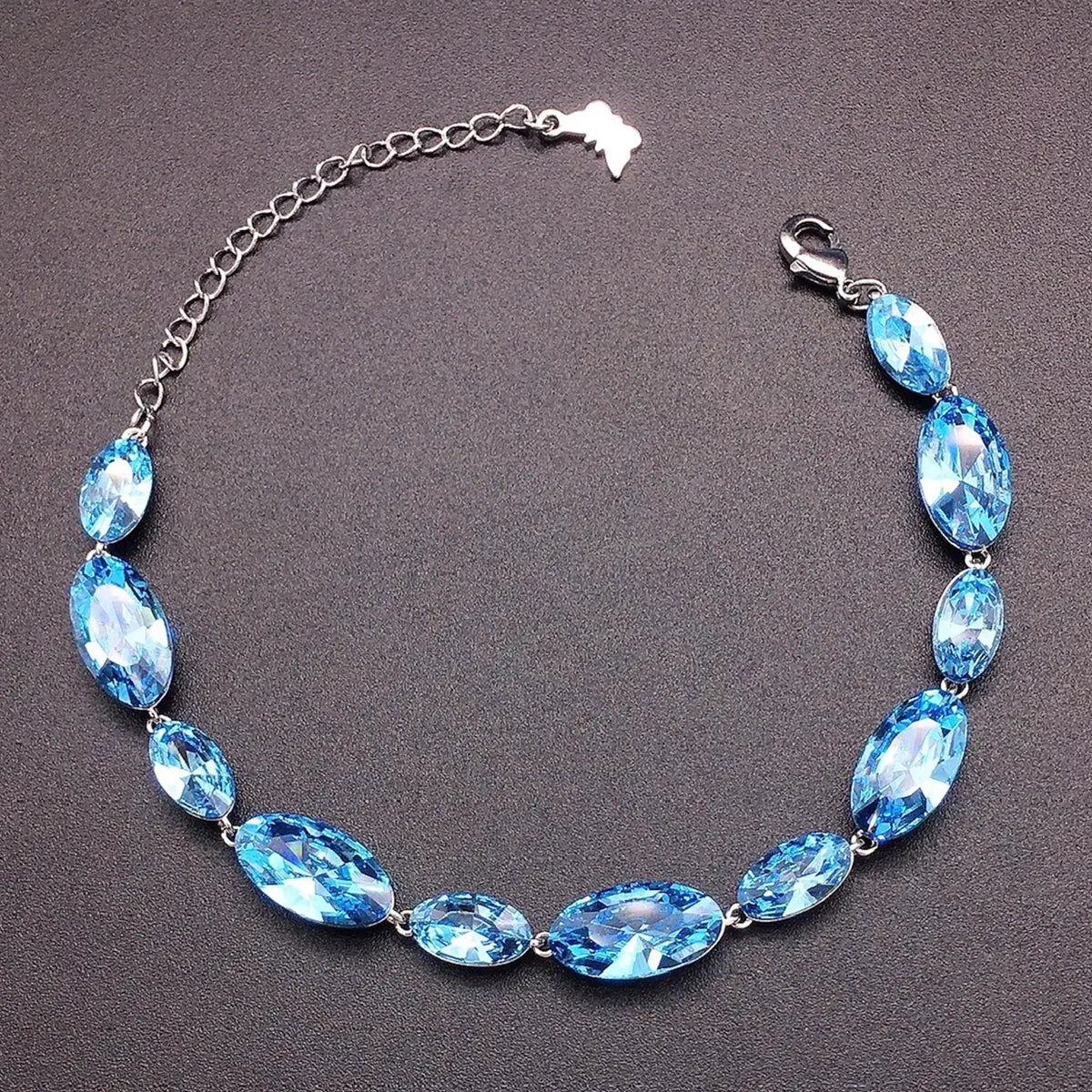 Bracelet de luxe en cristal vert