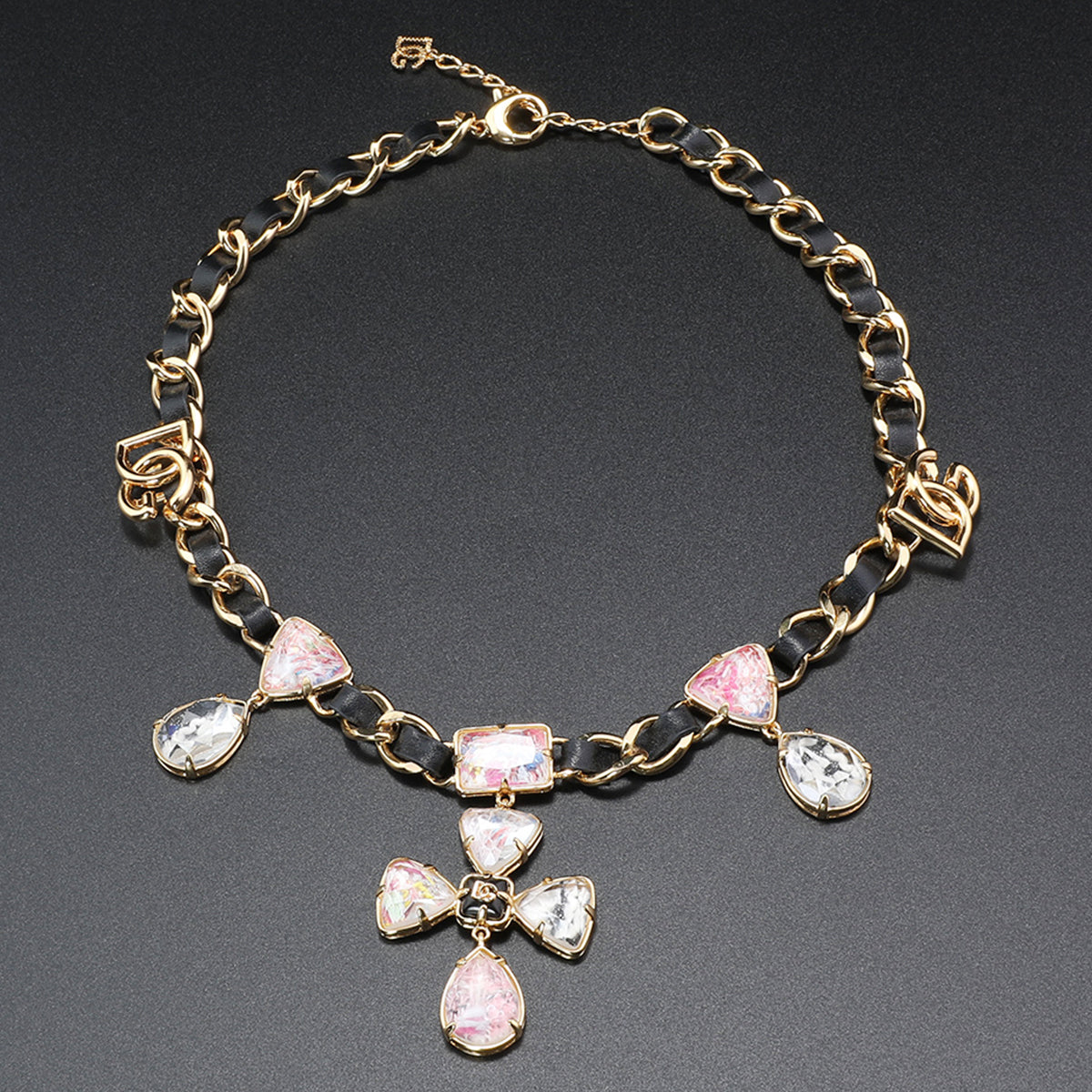 Fashionable pink gemstone personalized necklace