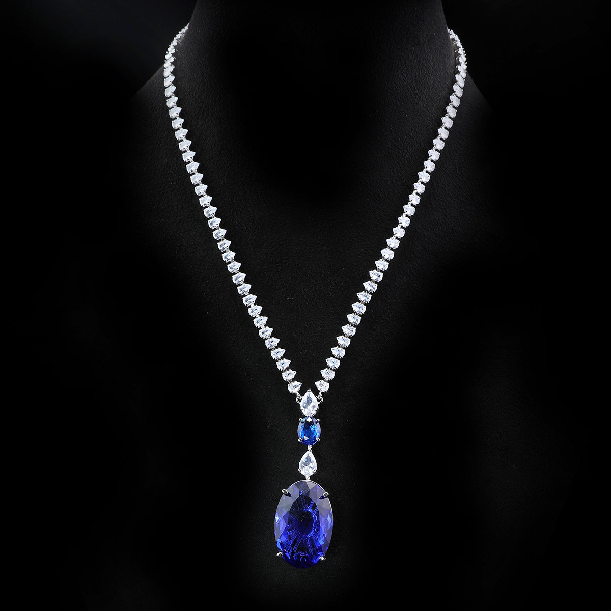 Fashionable Ocean Heart Full Diamond Necklace