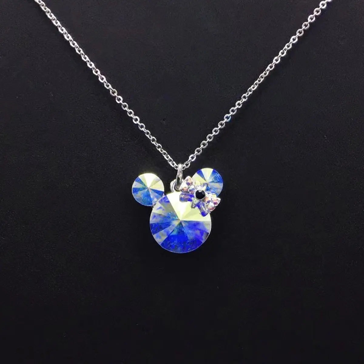Collier pendentif en cristal animal de dessin animé mignon