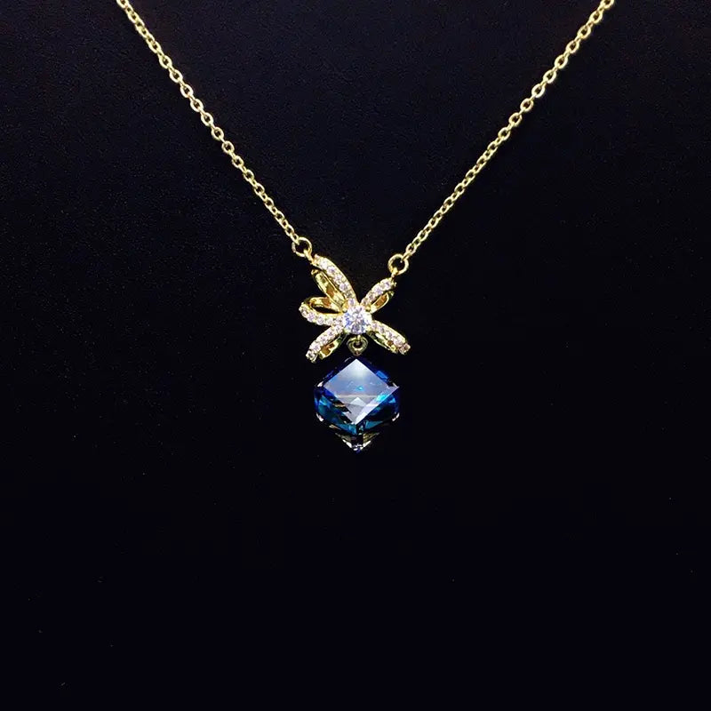 Bijoux scintillants en cristal argenté et bleu pour événements spéciaux