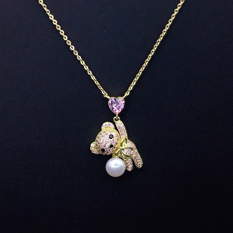 Collier Ours en Peluche Scintillant avec Cristal Cœur Bleu et Perle pour Rendez-vous Romantiques