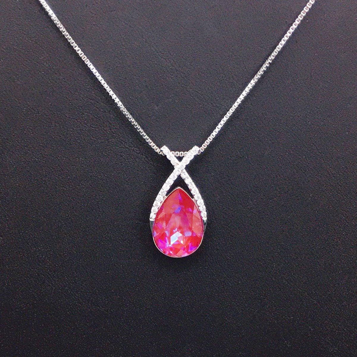 Classic droplet shaped crystal personalized necklace