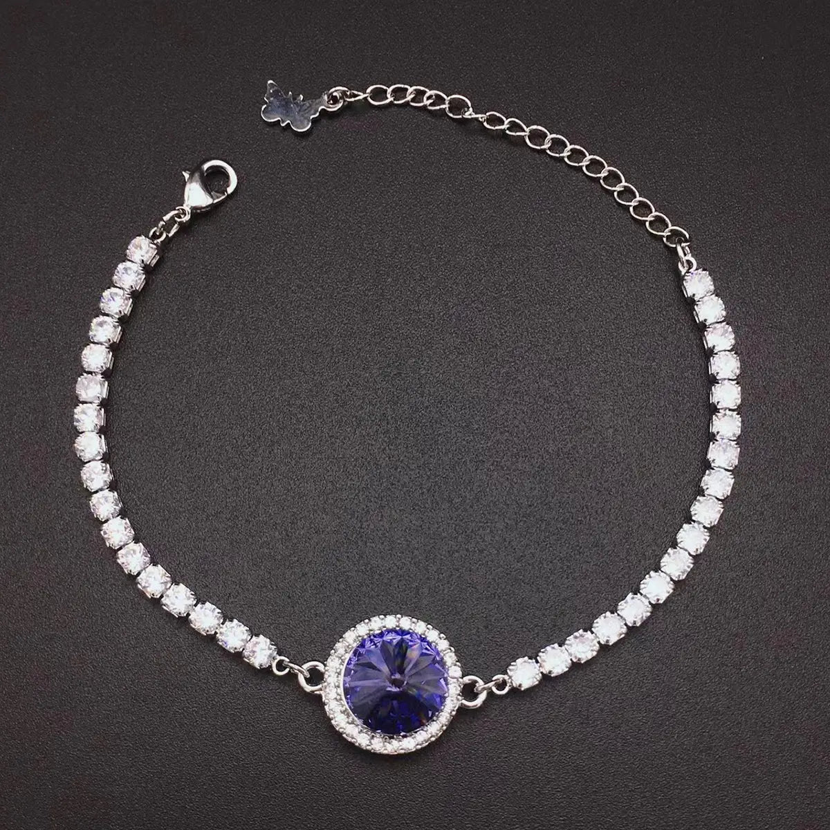 Bracelet haut de gamme rond incrusté de cristaux et de diamants
