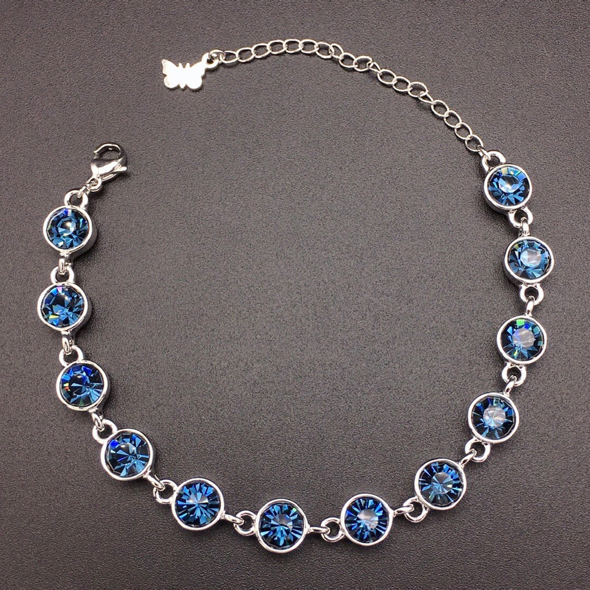 Luxurious Austrian Emerald Crystal Bracelet