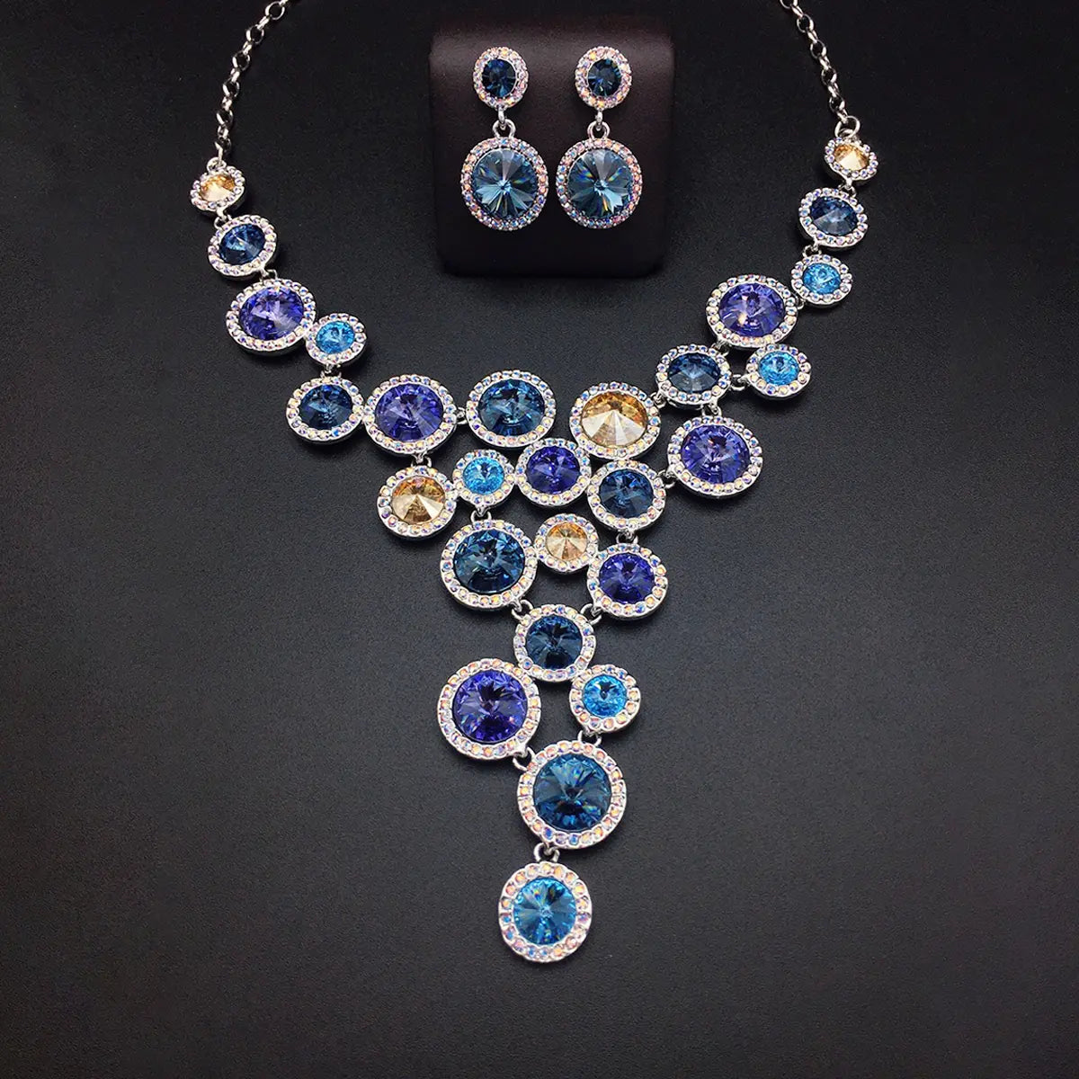 Ensemble collier et boucles d'oreilles pendantes en cristal rond multicolore de luxe