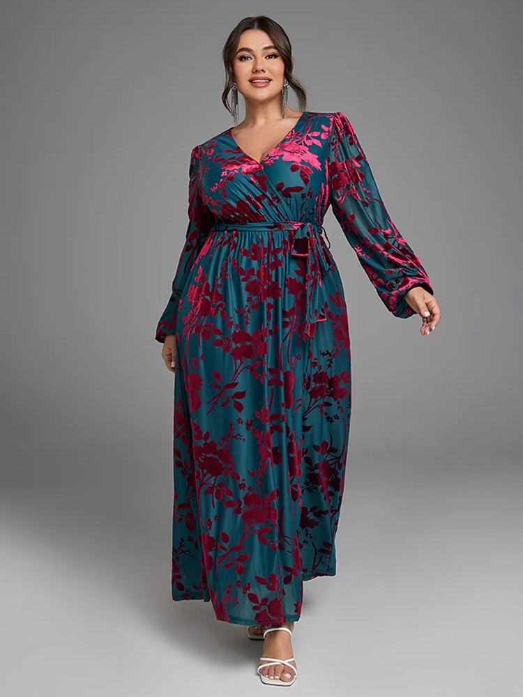 Fashionable printed velvet dress with pocket wrapping