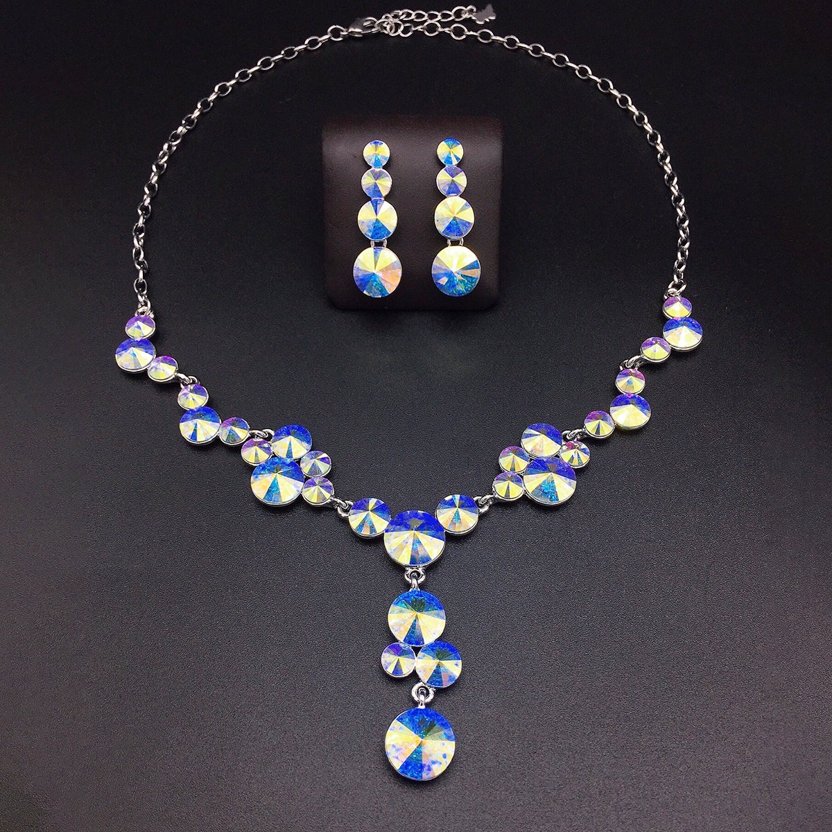Luxury Sapphire Blue Crystal Pendant Necklace Set – Elegant Jewelry