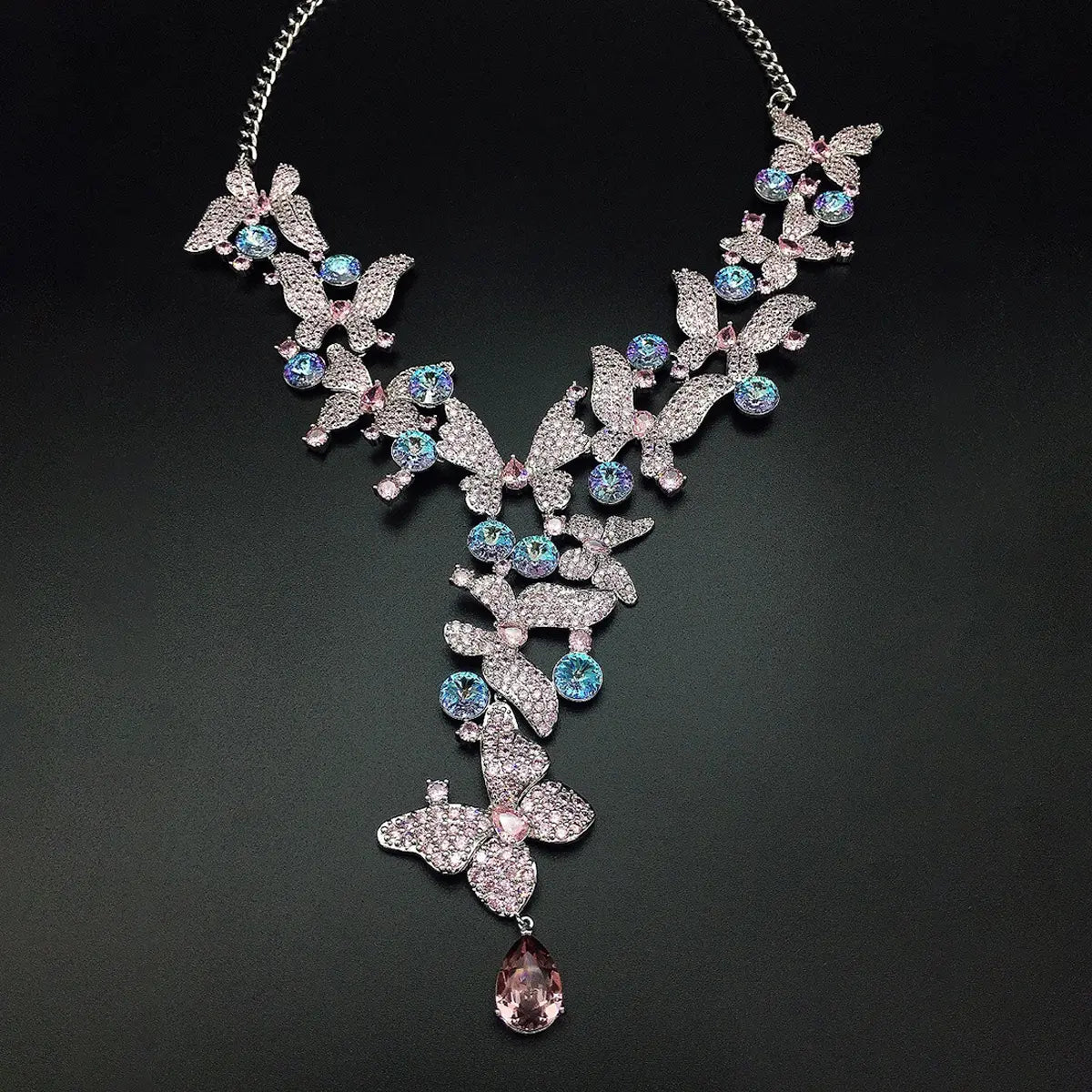 Collier élégant pendentif papillon en cristal – Bijoux de mode de luxe