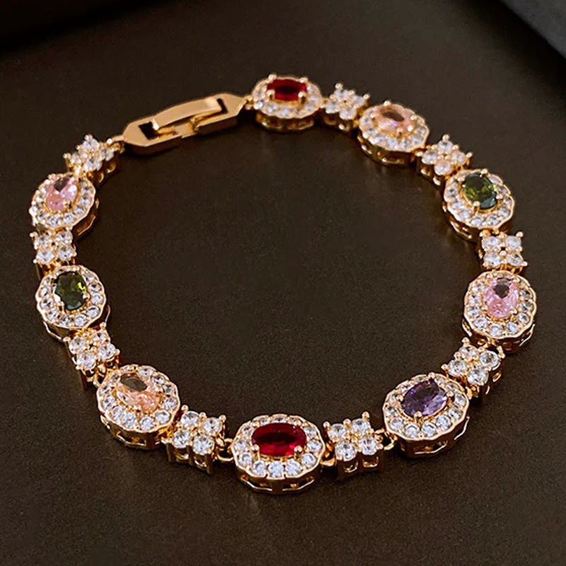 Stylish retro zircon bracelet