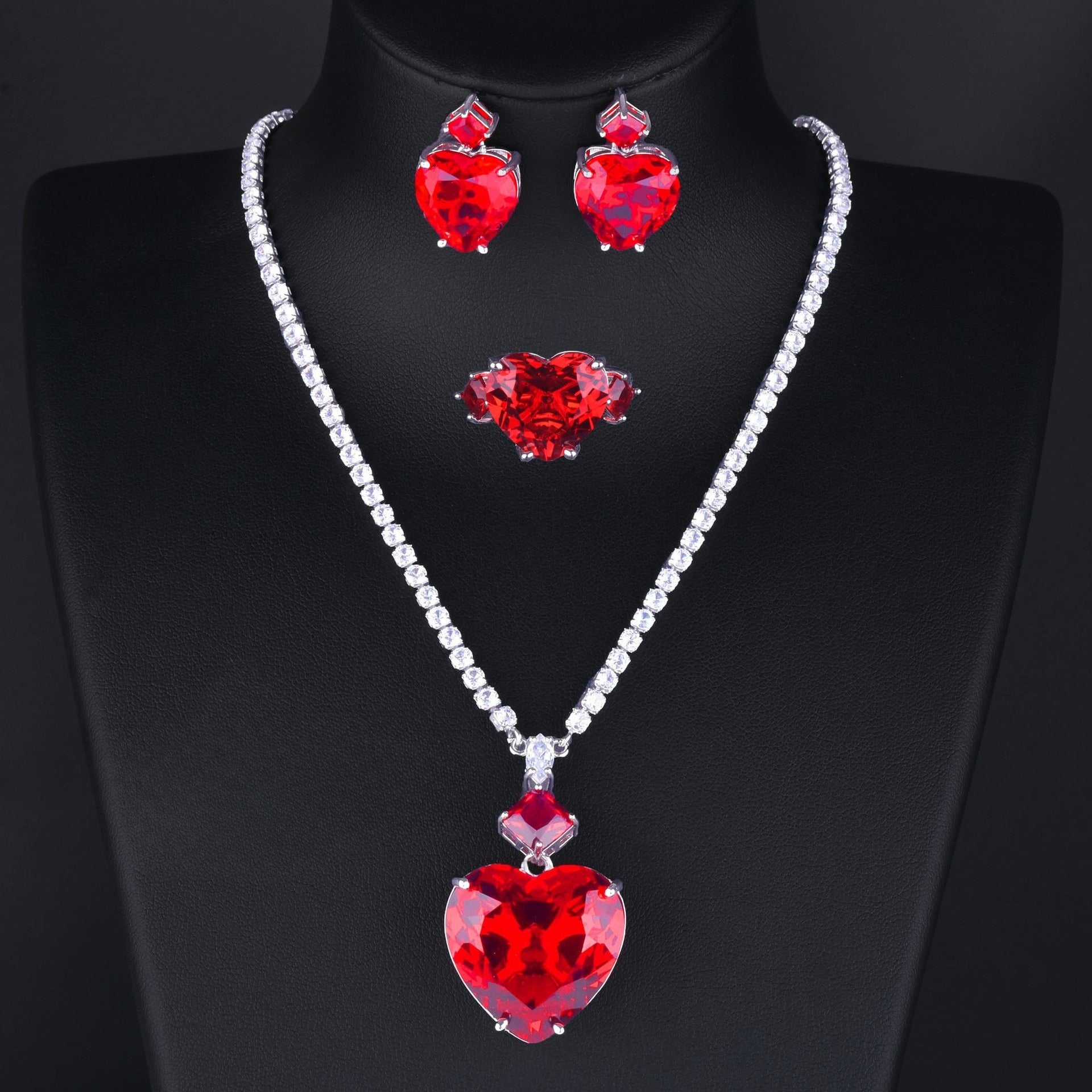 Heart of the Ocean Sapphire Treasure Set