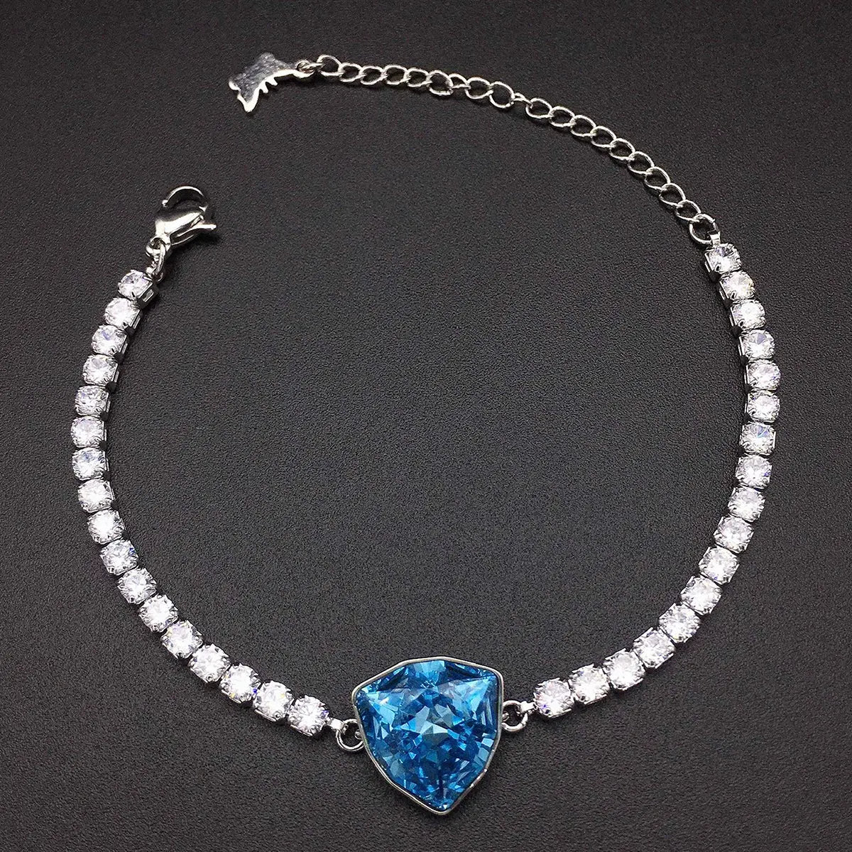 Bracelet autrichien en cristal bleu et strass