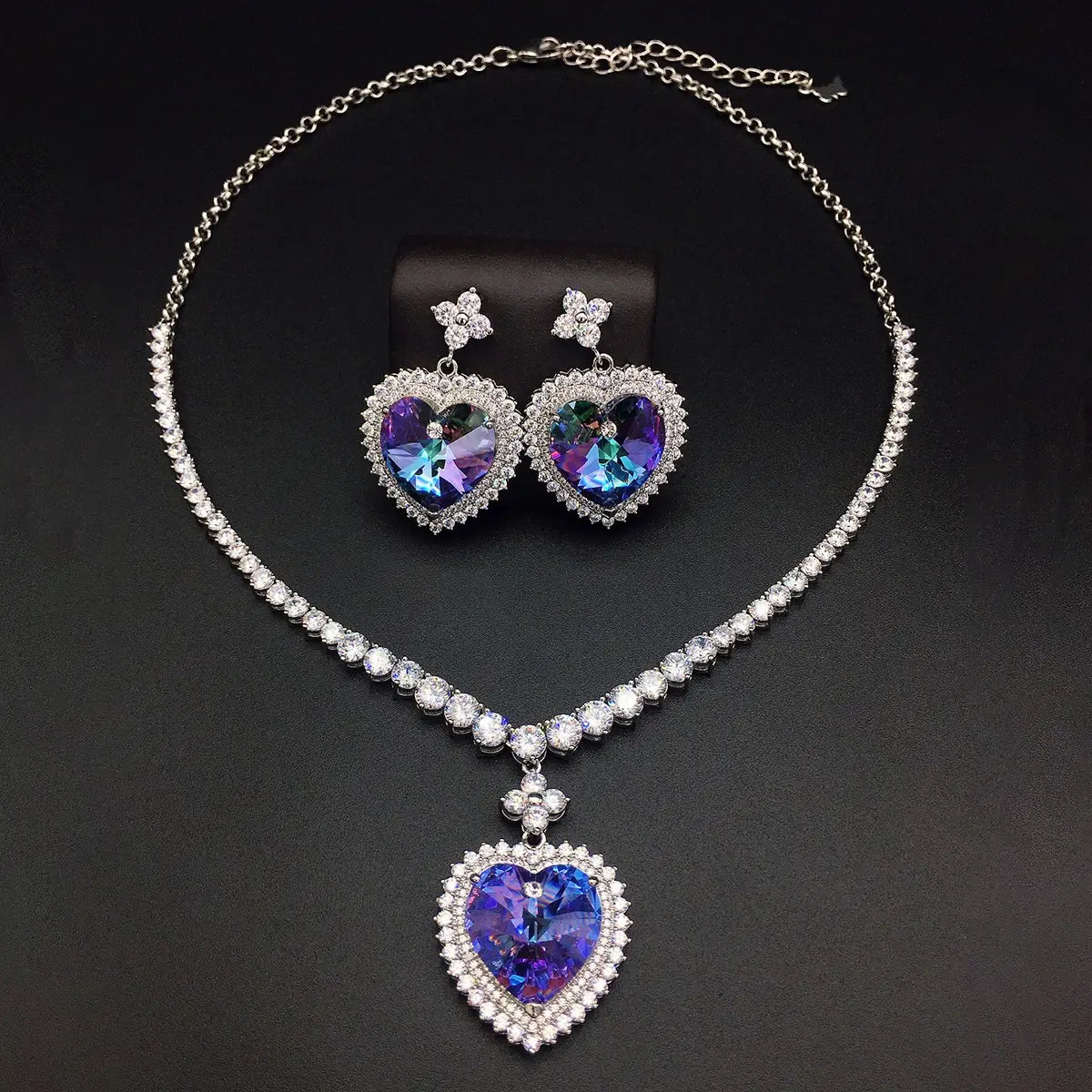 Parure Collier Pendentif Cœur en Cristal Aurore Luxe
