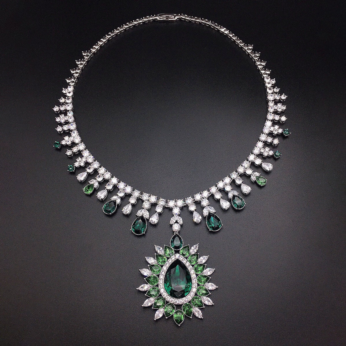 Luxury Royal Sapphire Blue Crystal Jewelry Set – Statement Necklace & Earrings