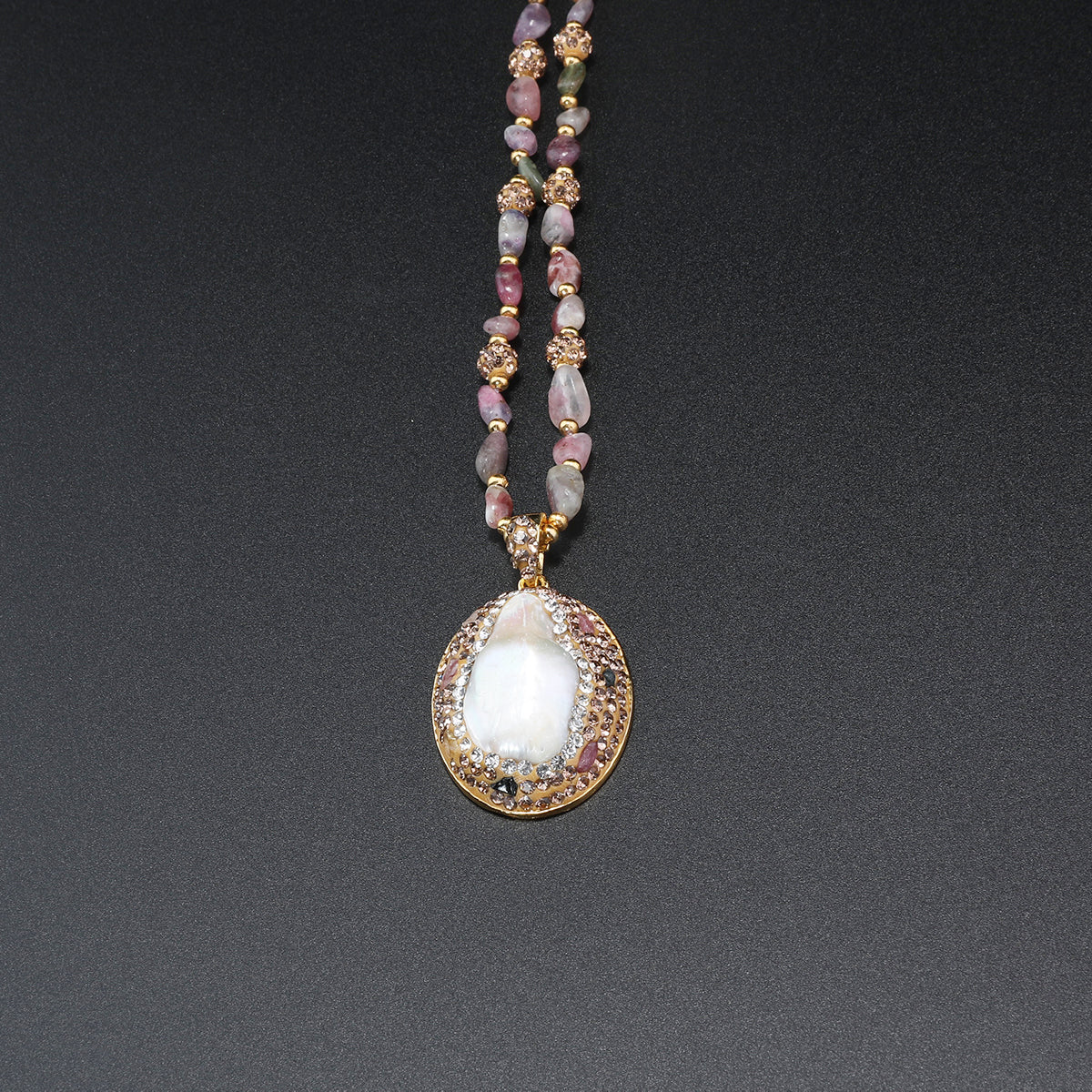 Fashion colored gemstone necklace