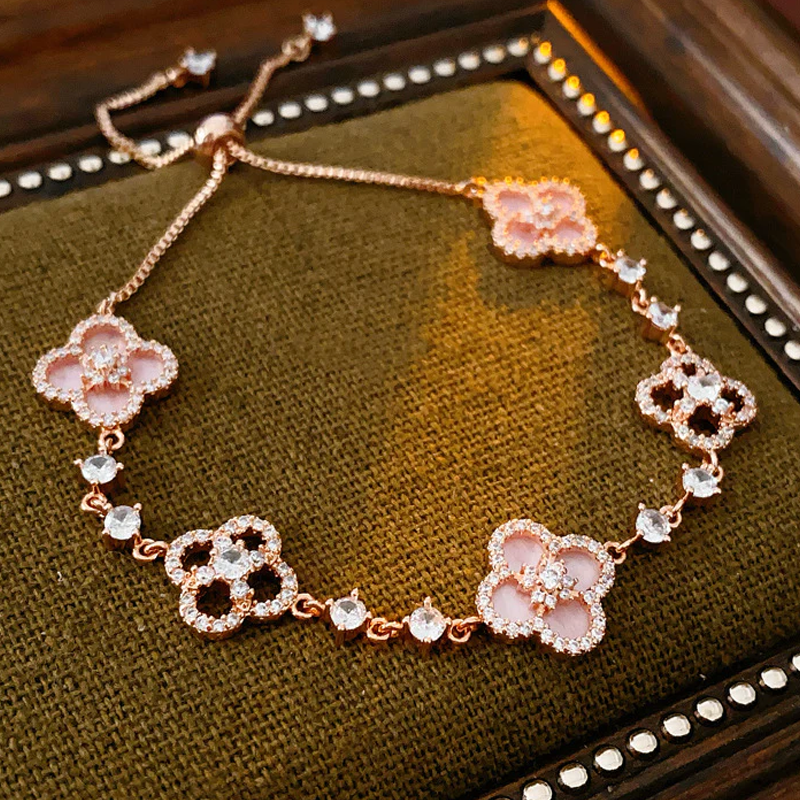 Fashion four-leaf clover bracelet necklace series