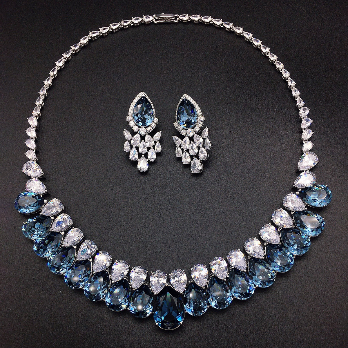 Luxury Sapphire Blue Teardrop Crystal Jewelry Set – Statement Necklace & Earrings